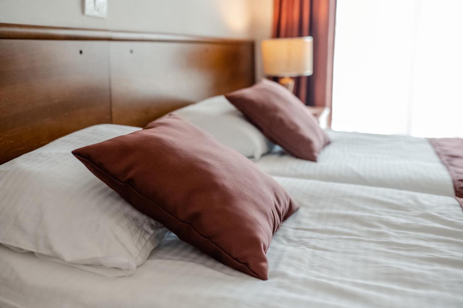 Hotel Drim & Spa ストルガ エクステリア 写真